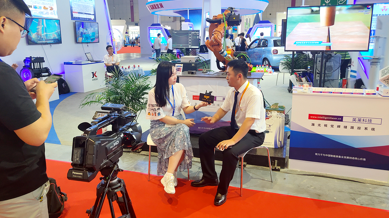 国产亚洲一区二区在线观看