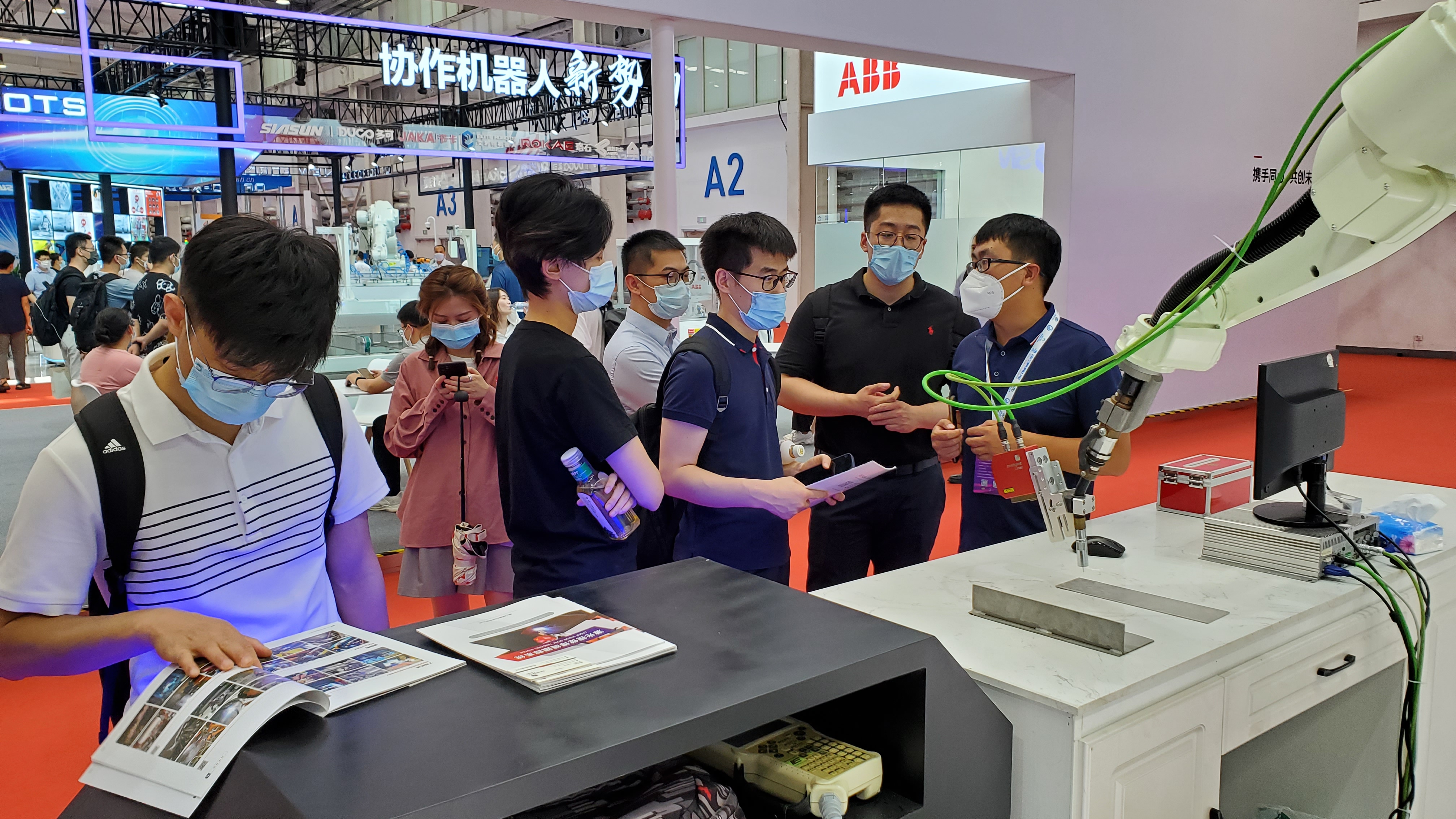 国产亚洲一区二区在线观看