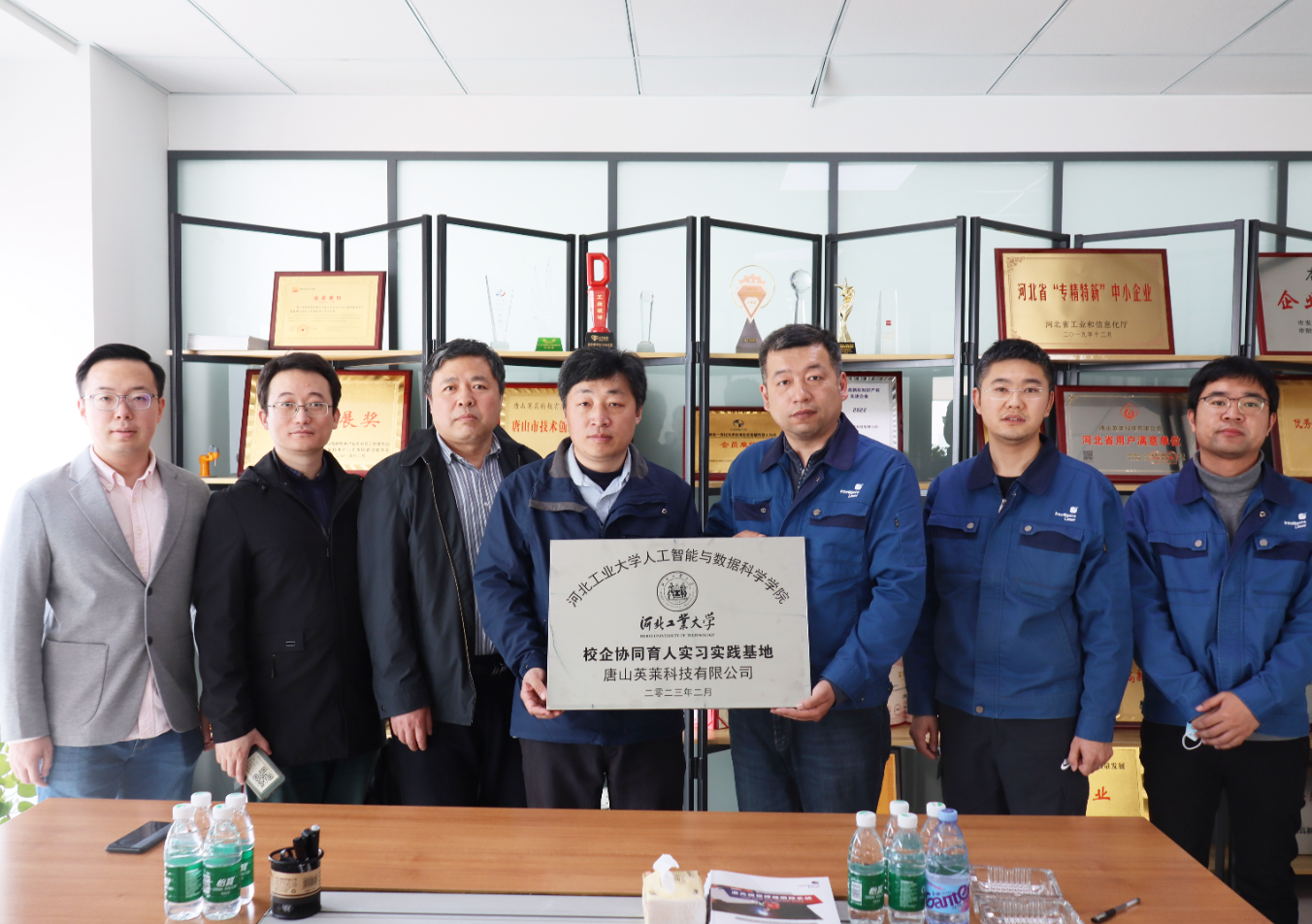 国产亚洲一区二区在线观看