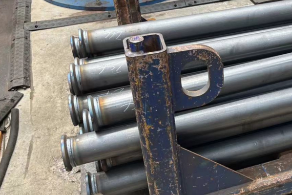 起重设备支撑杆