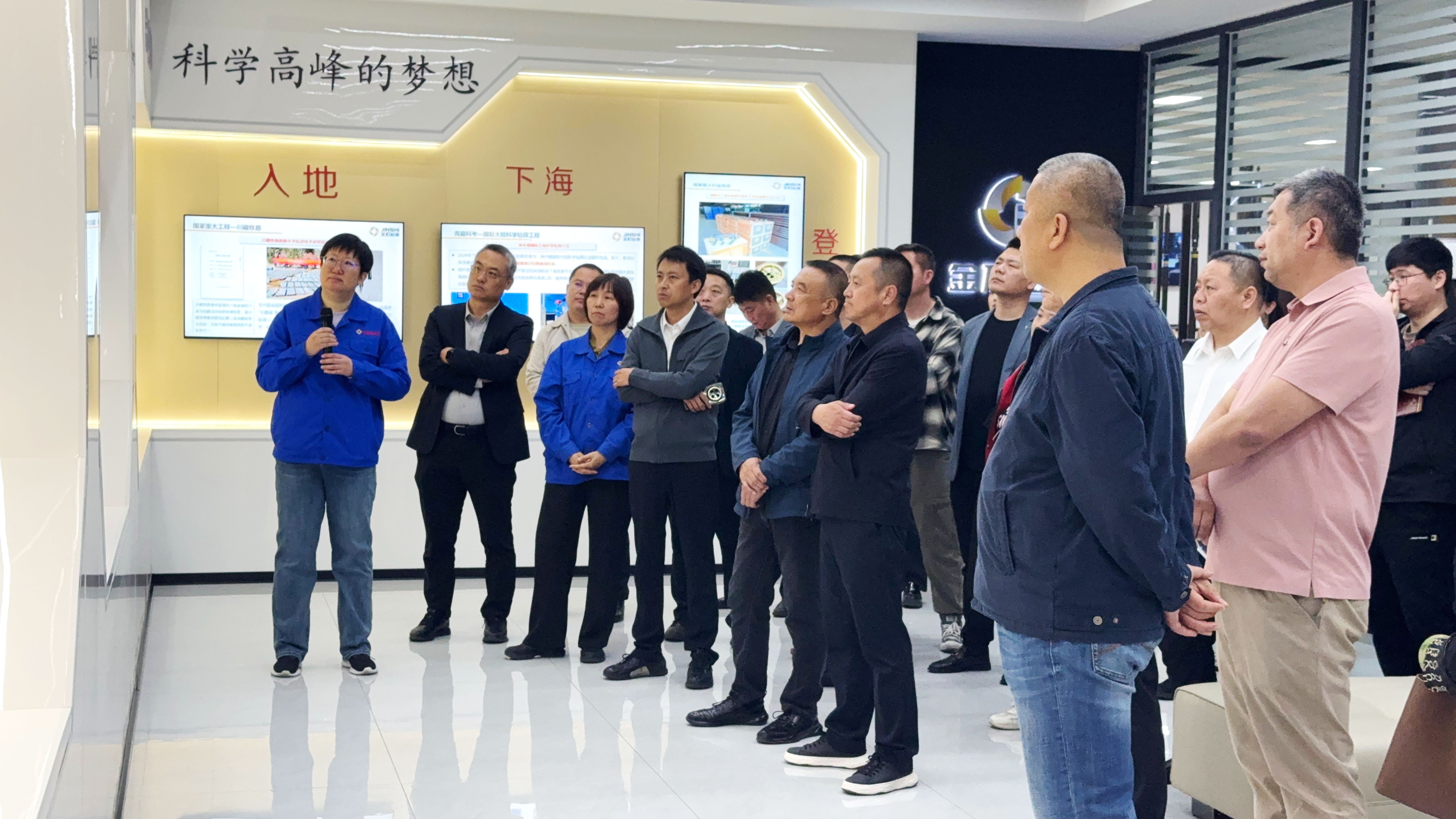 国产亚洲一区二区在线观看