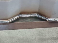 川崎机器人跟踪波纹板